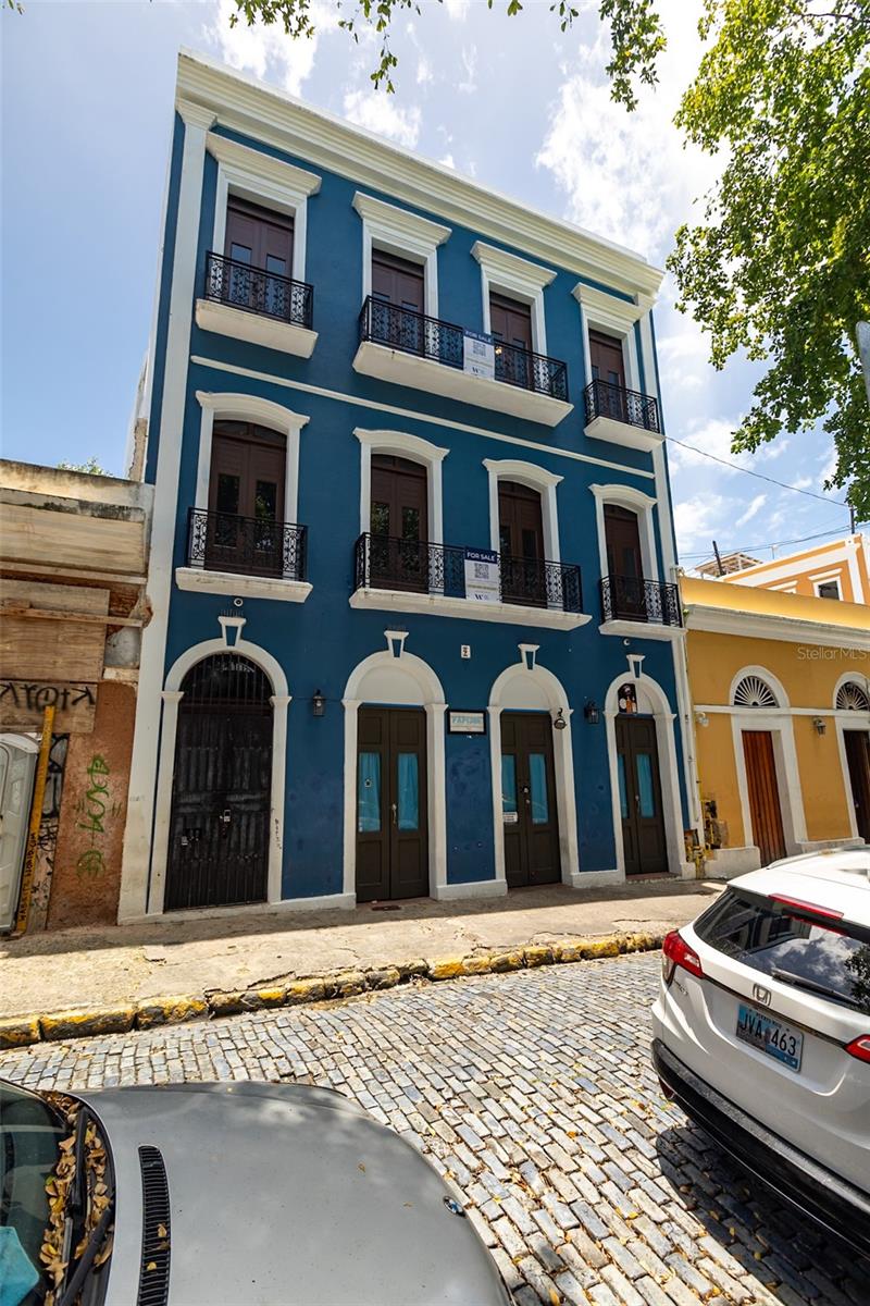 6 hab · 5 baños · SAN JUAN