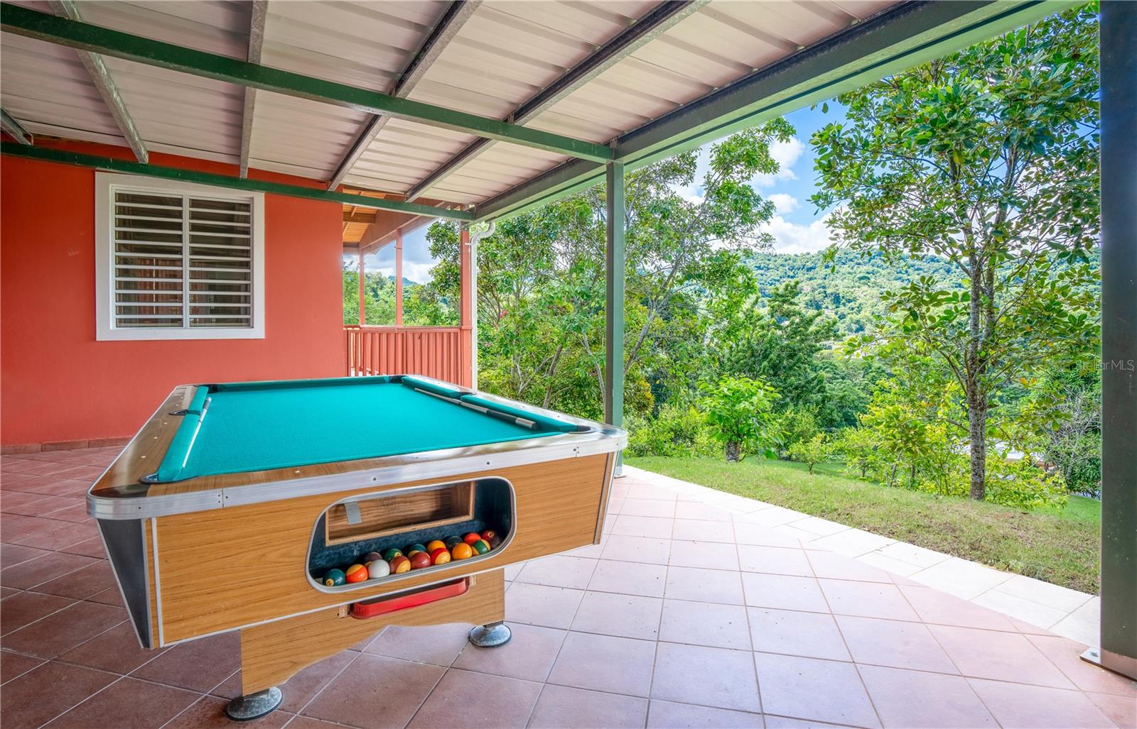 7 hab · 6 baños · TRUJILLO ALTO — foto 8