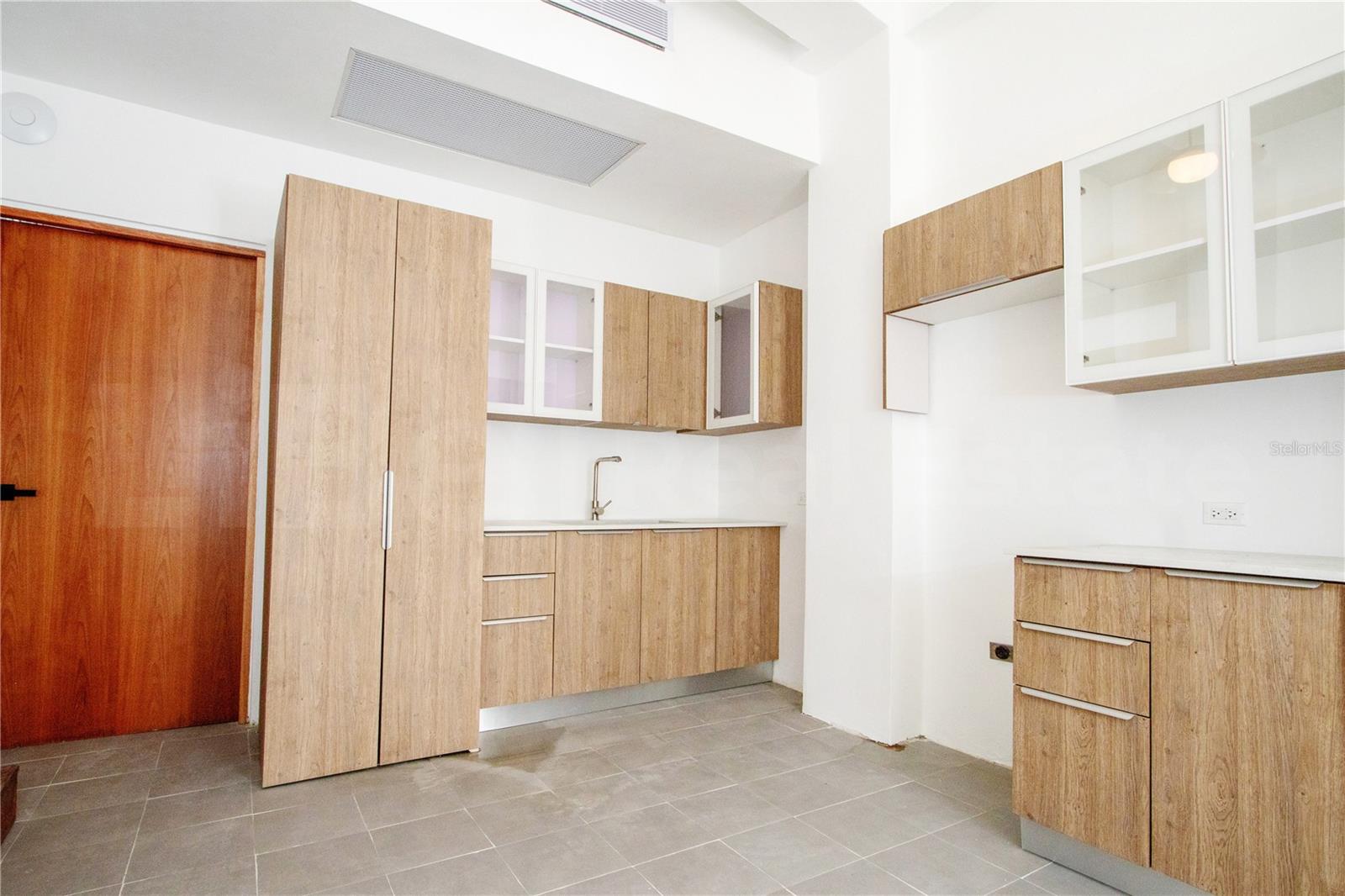 1 hab · 1 baños · SAN JUAN — foto 3