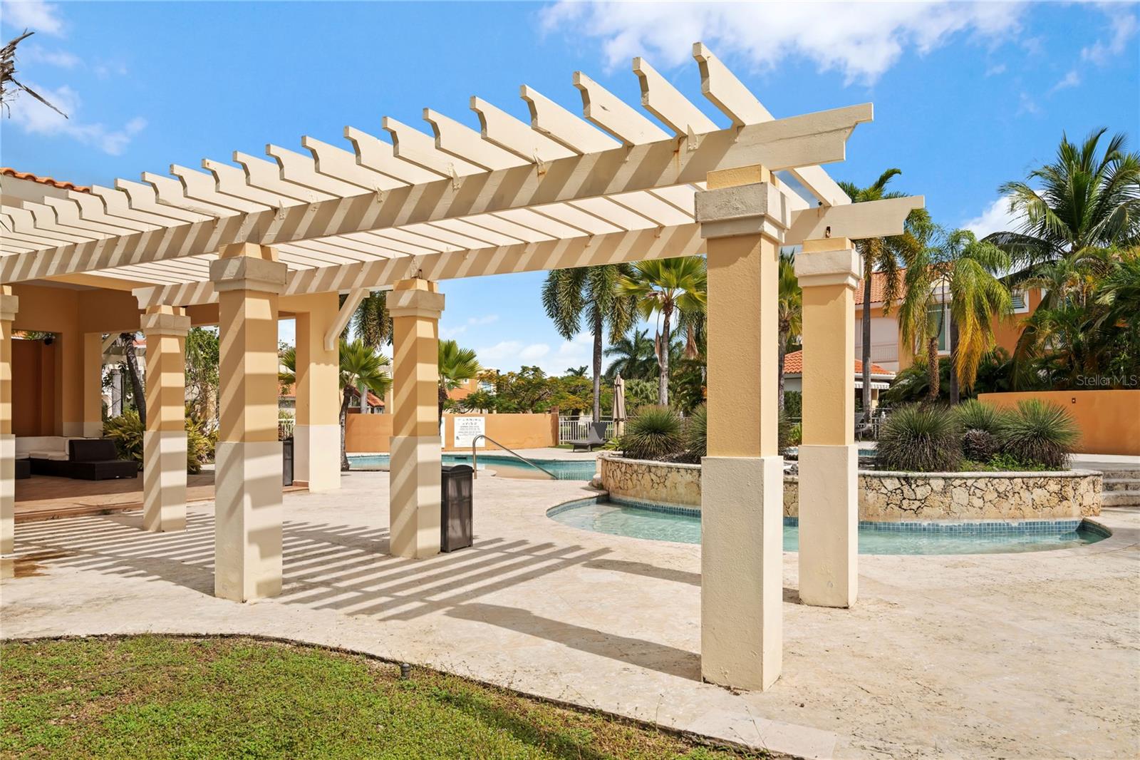 4 hab · 3 baños · HUMACAO — foto 2