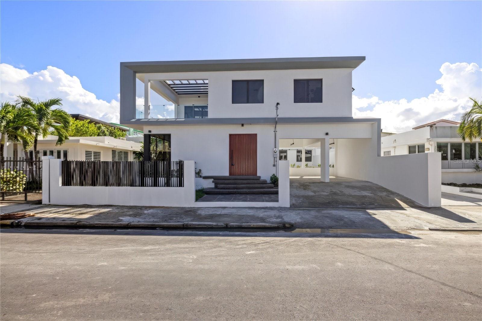 4 hab · 5 baños · SAN JUAN