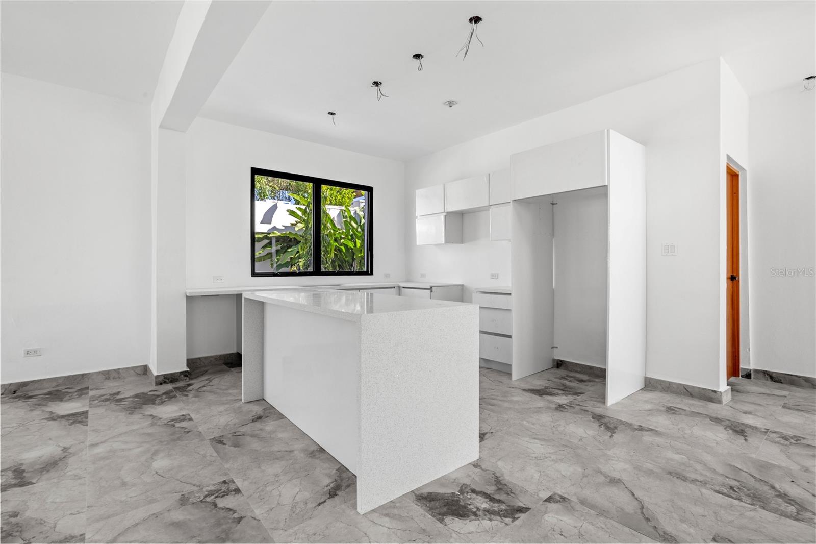 4 hab · 5 baños · SAN JUAN — foto 5