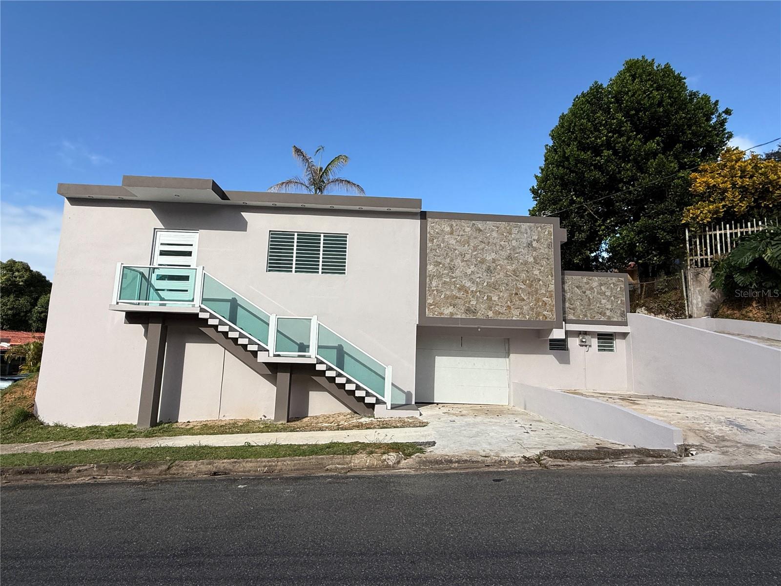 4 hab · 3 baños · SAN JUAN