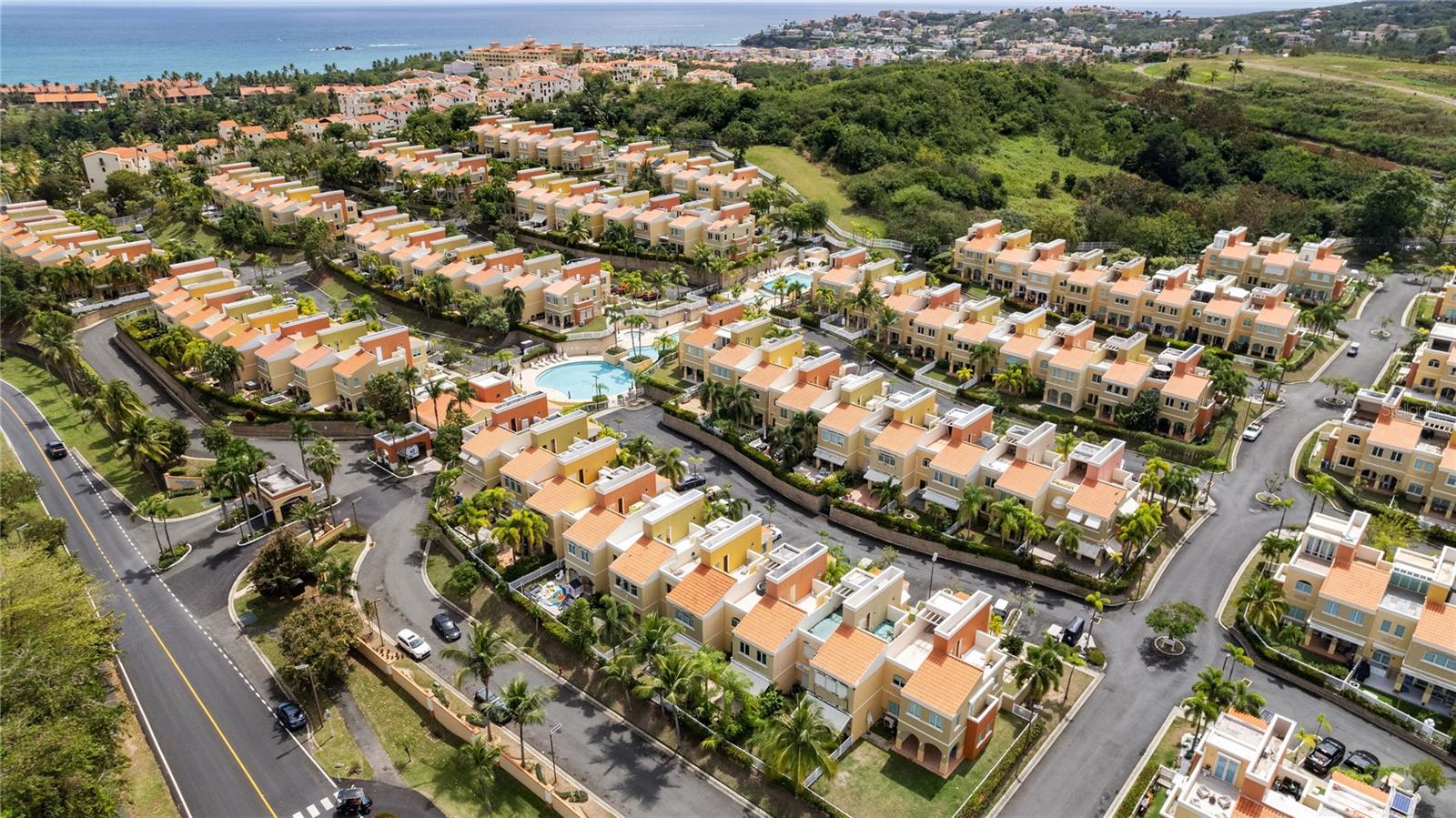 3 hab · 3 baños · HUMACAO