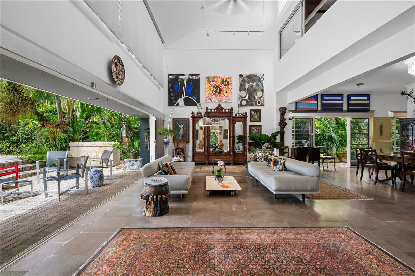4 hab · 5 baños · GUAYNABO — foto 8
