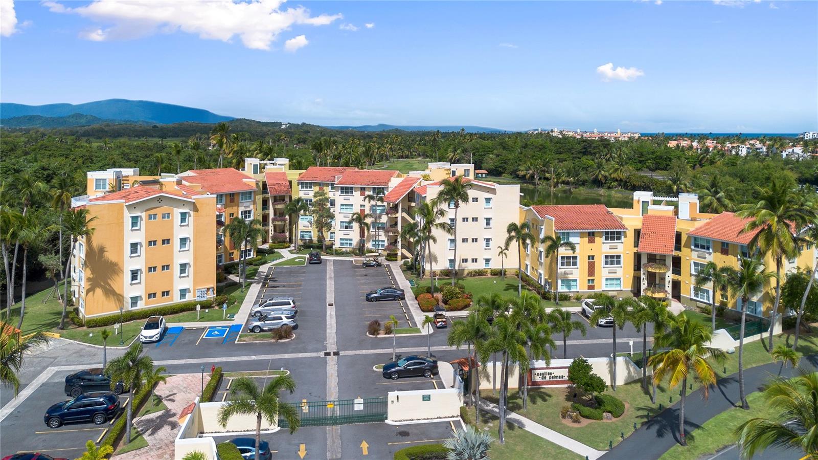 3 hab · 3 baños · HUMACAO