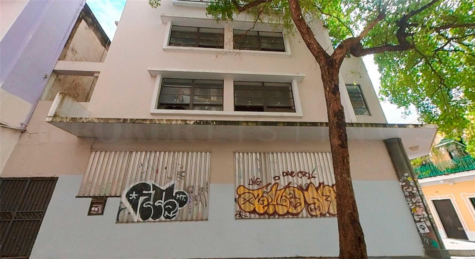 4 baños · SAN JUAN — foto 3
