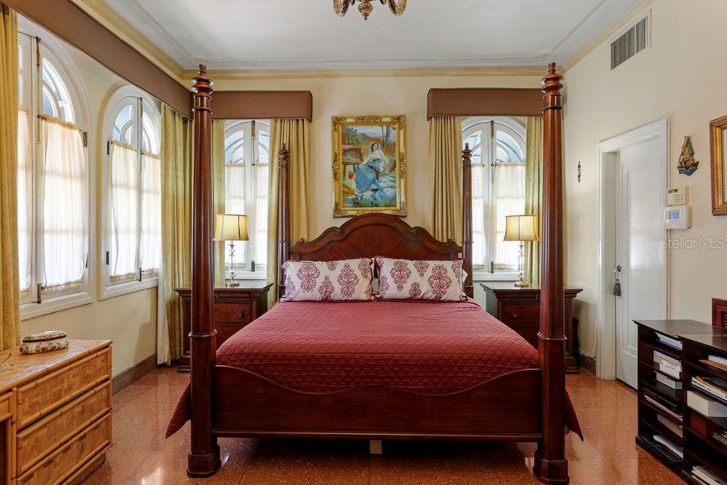 4 hab · 5 baños · SAN JUAN — foto 12