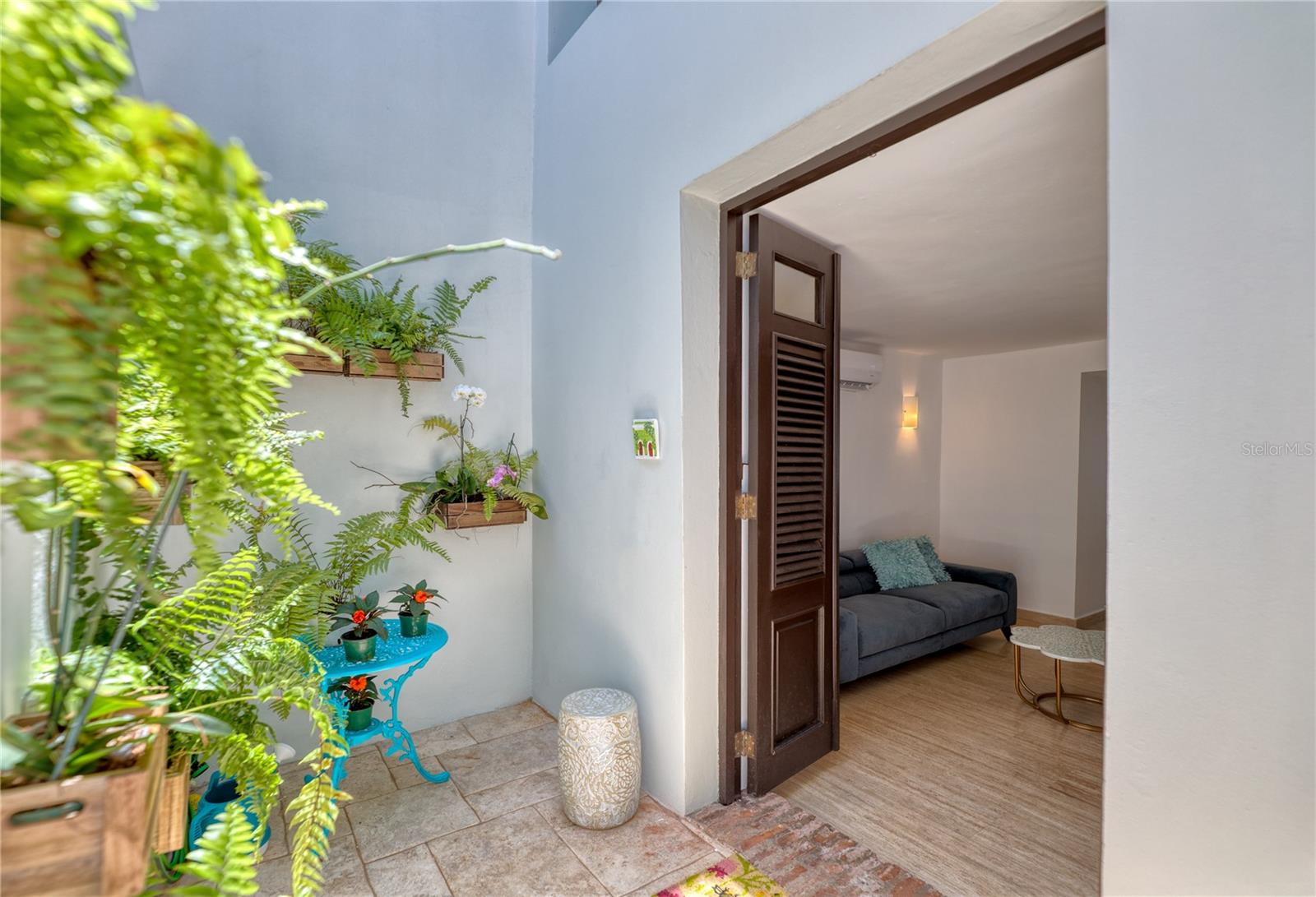 2 hab · 3 baños · SAN JUAN