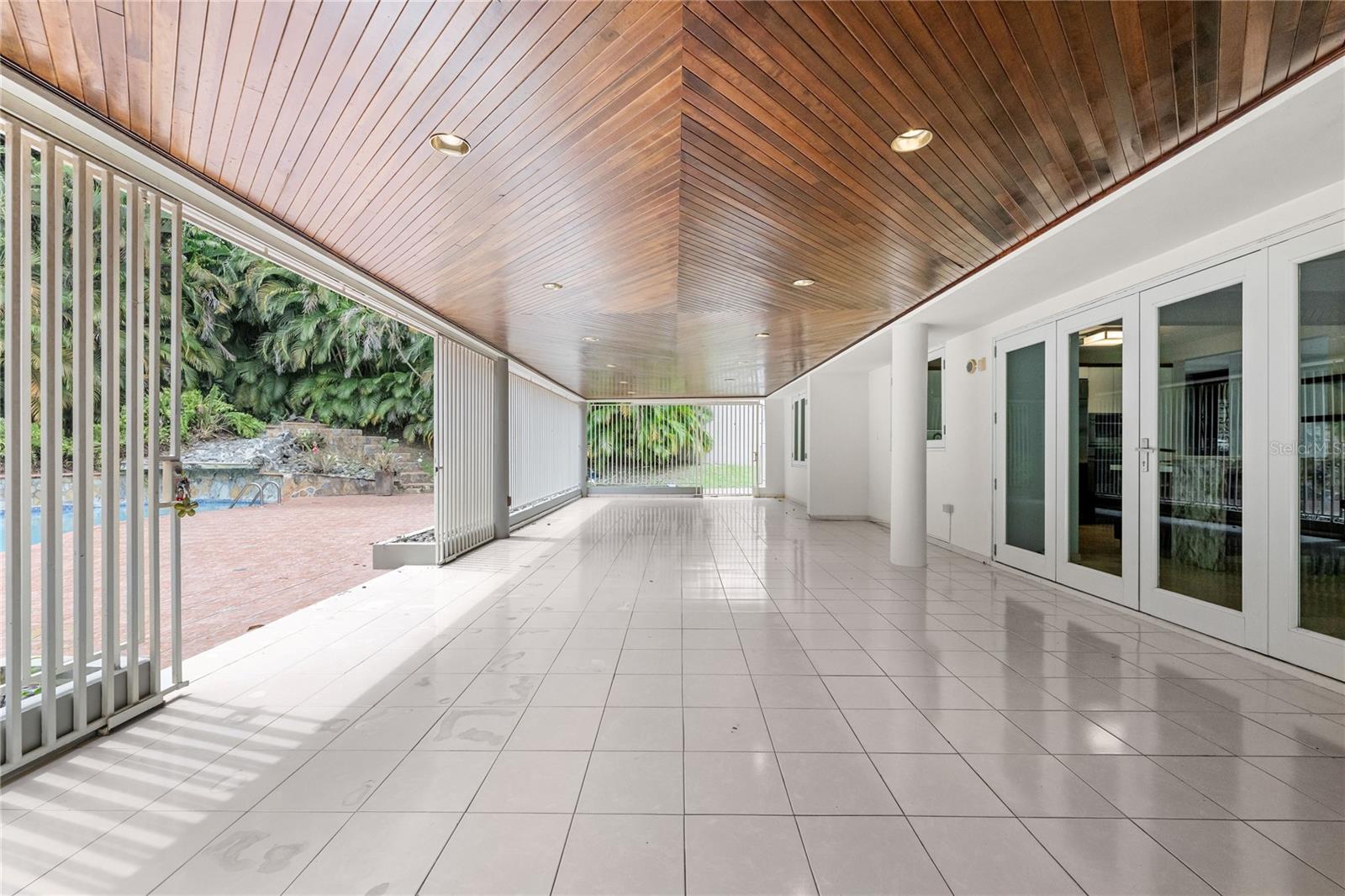 5 hab · 5 baños · GUAYNABO — foto 6