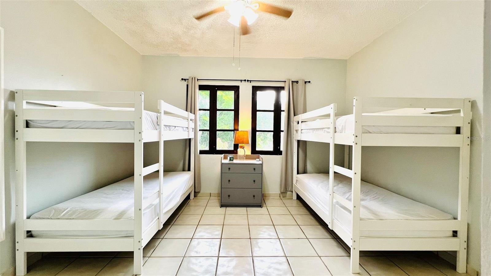 2 hab · 2 baños · HUMACAO — foto 9