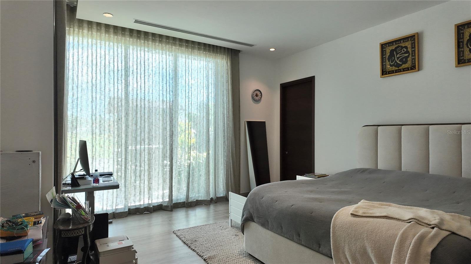 5 hab · 5 baños · DORADO — foto 12