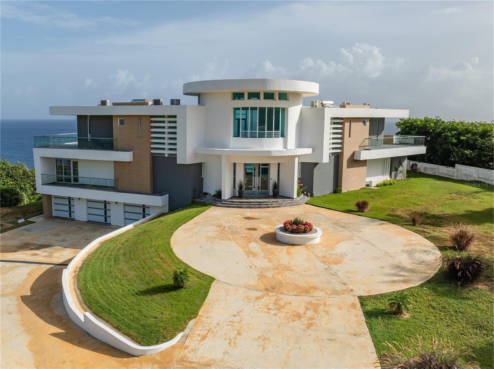 5 hab · 7 baños · QUEBRADILLAS — foto 2