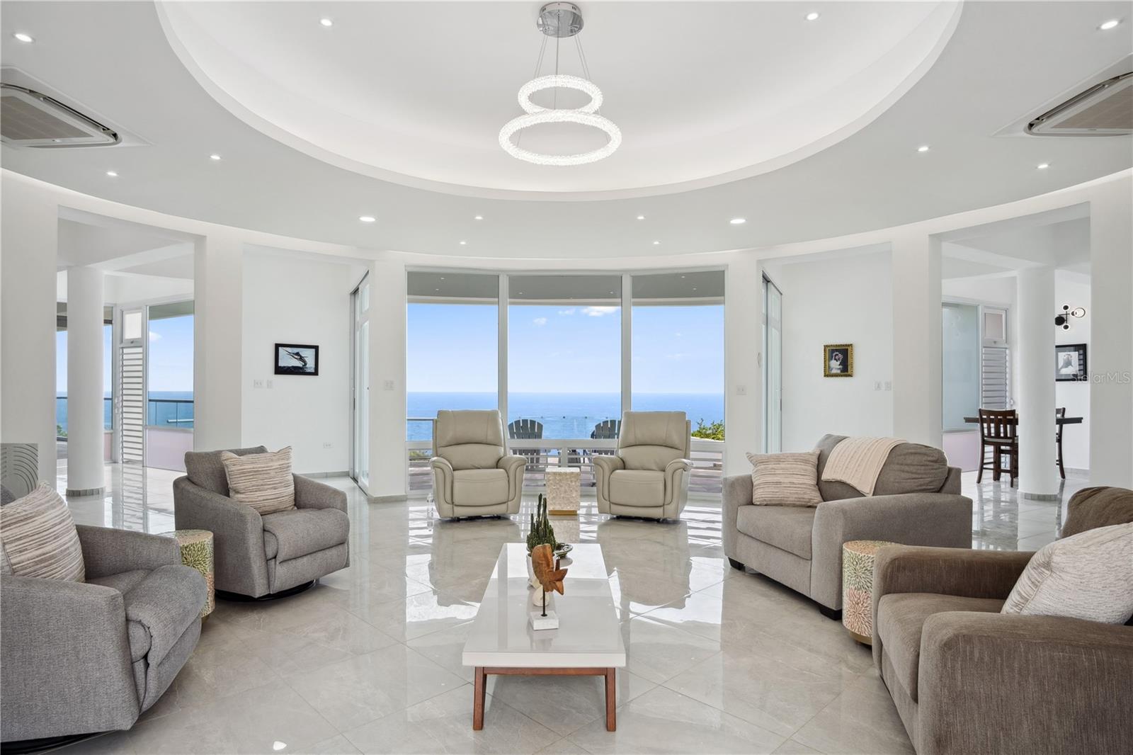 5 hab · 7 baños · QUEBRADILLAS — foto 6