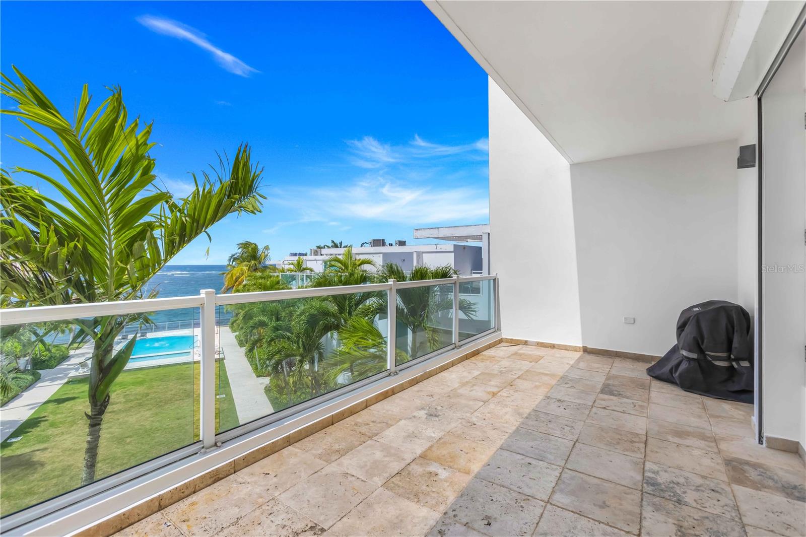 4 hab · 3 baños · DORADO — foto 10