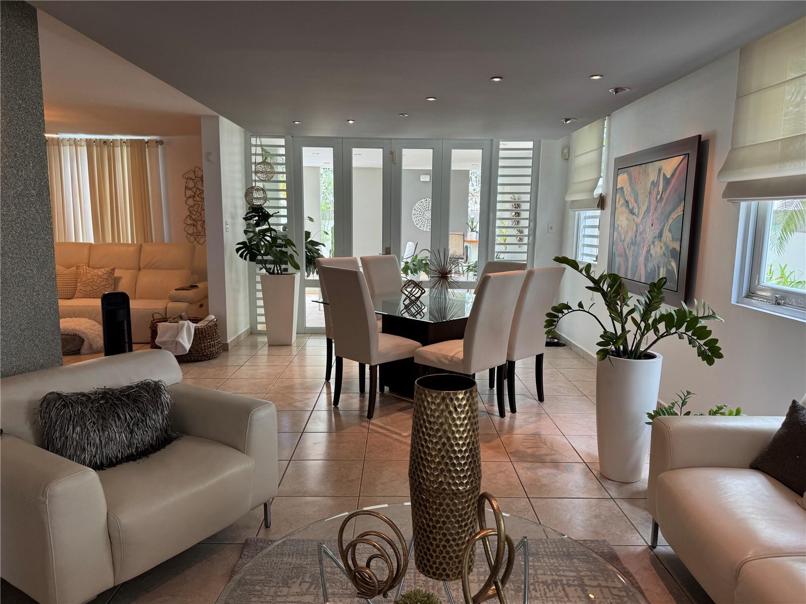 5 hab · 4 baños · DORADO — foto 12