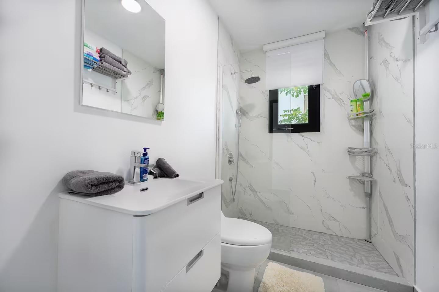 8 hab · 4 baños · SAN JUAN — foto 2