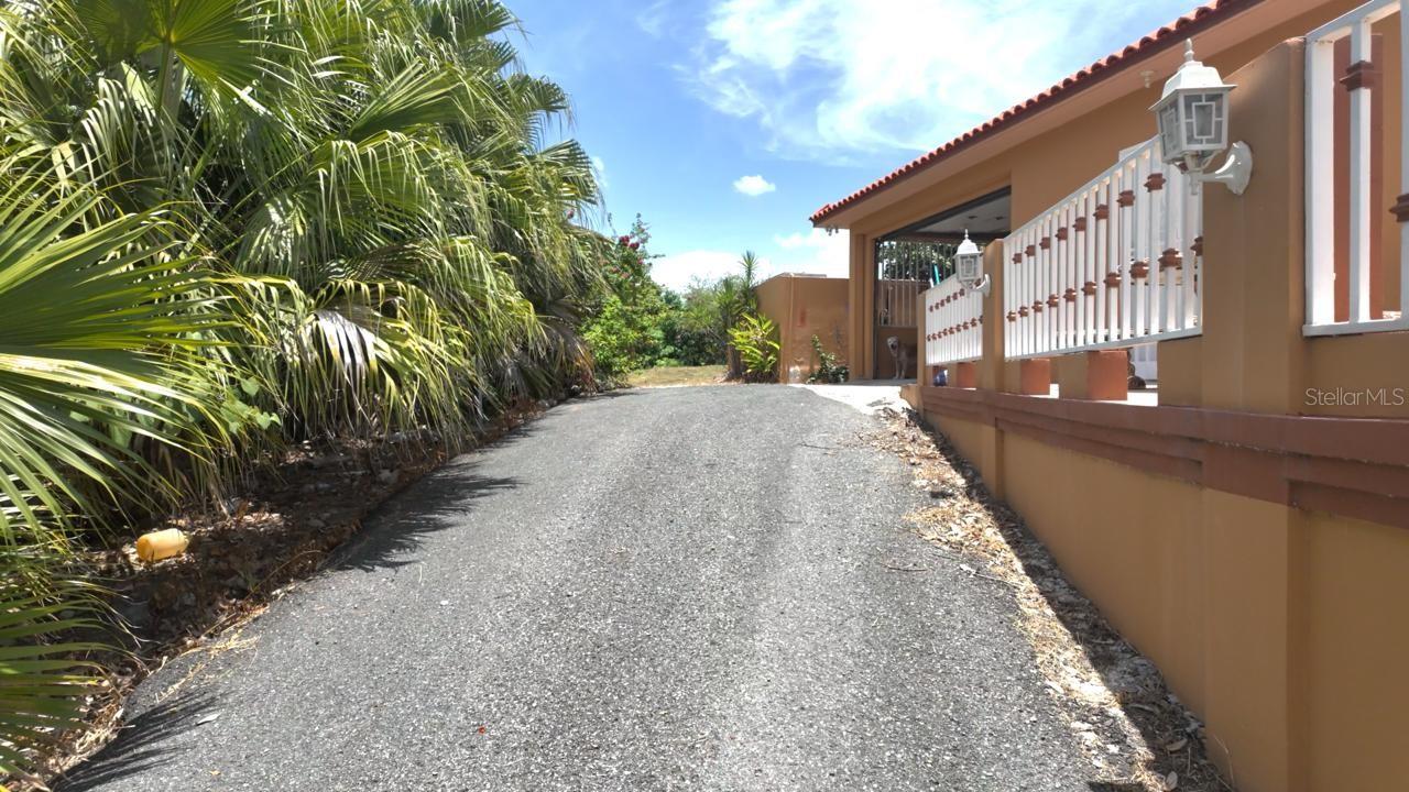 5 hab · 2 baños · YAUCO — foto 5
