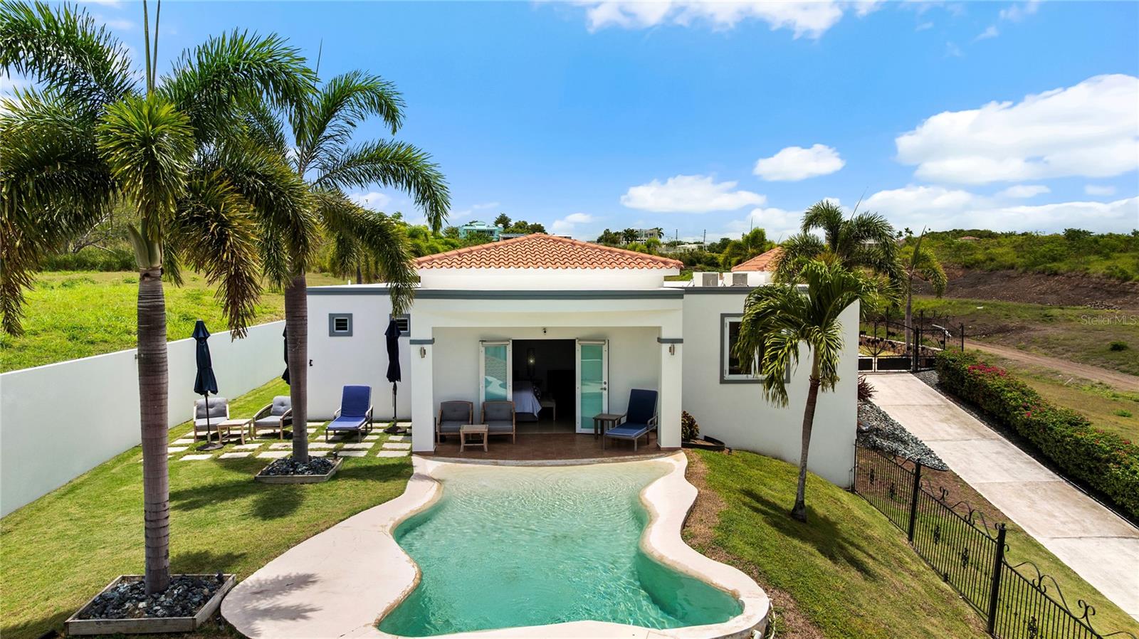 5 hab · 3 baños · CABO ROJO — foto 6