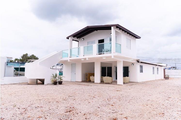 3 hab · 3 baños · SALINAS