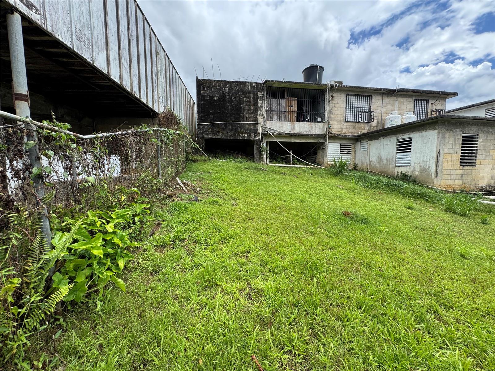 5 hab · 4 baños · UTUADO — foto 11