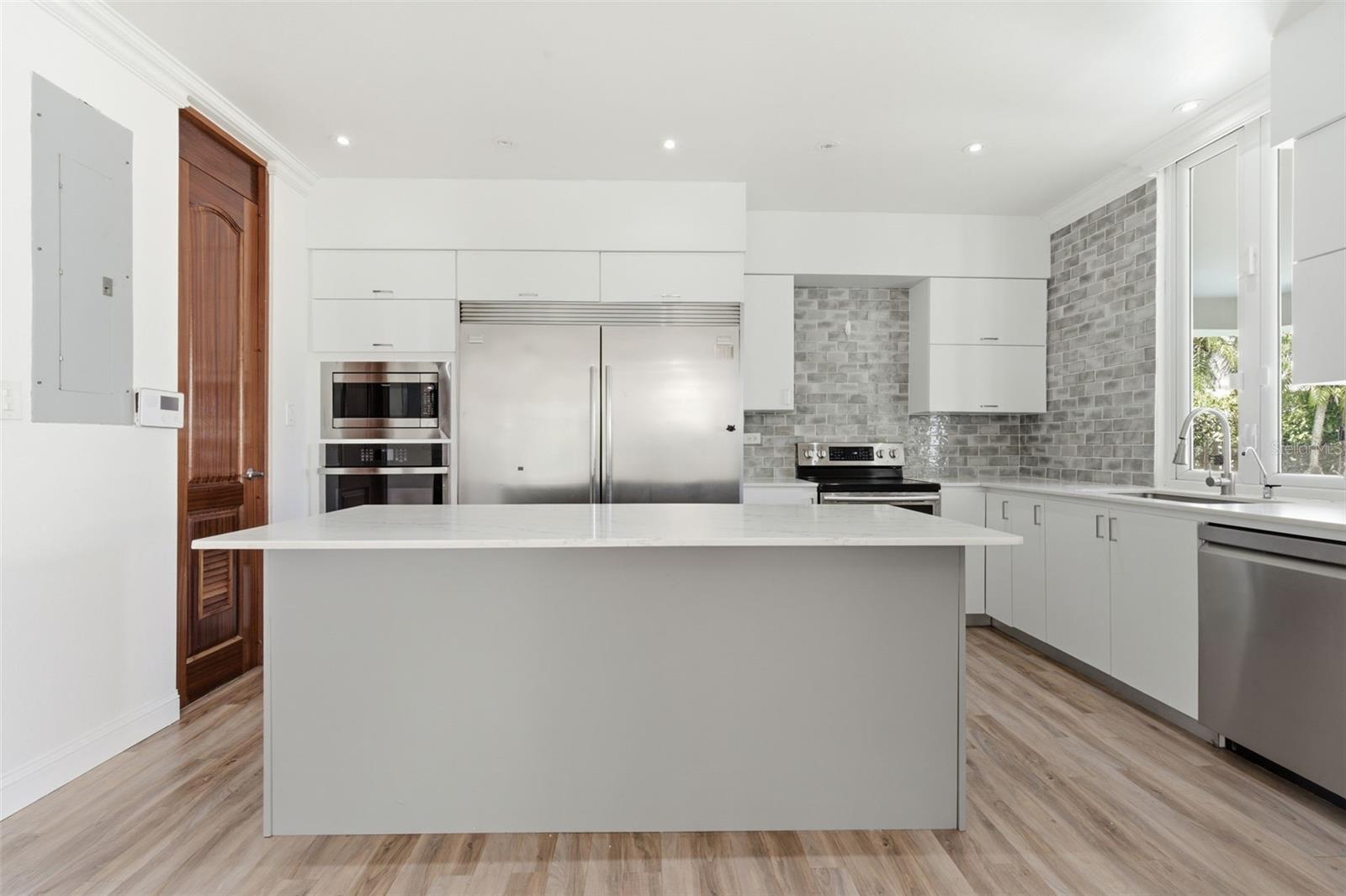5 hab · 4 baños · DORADO — foto 11