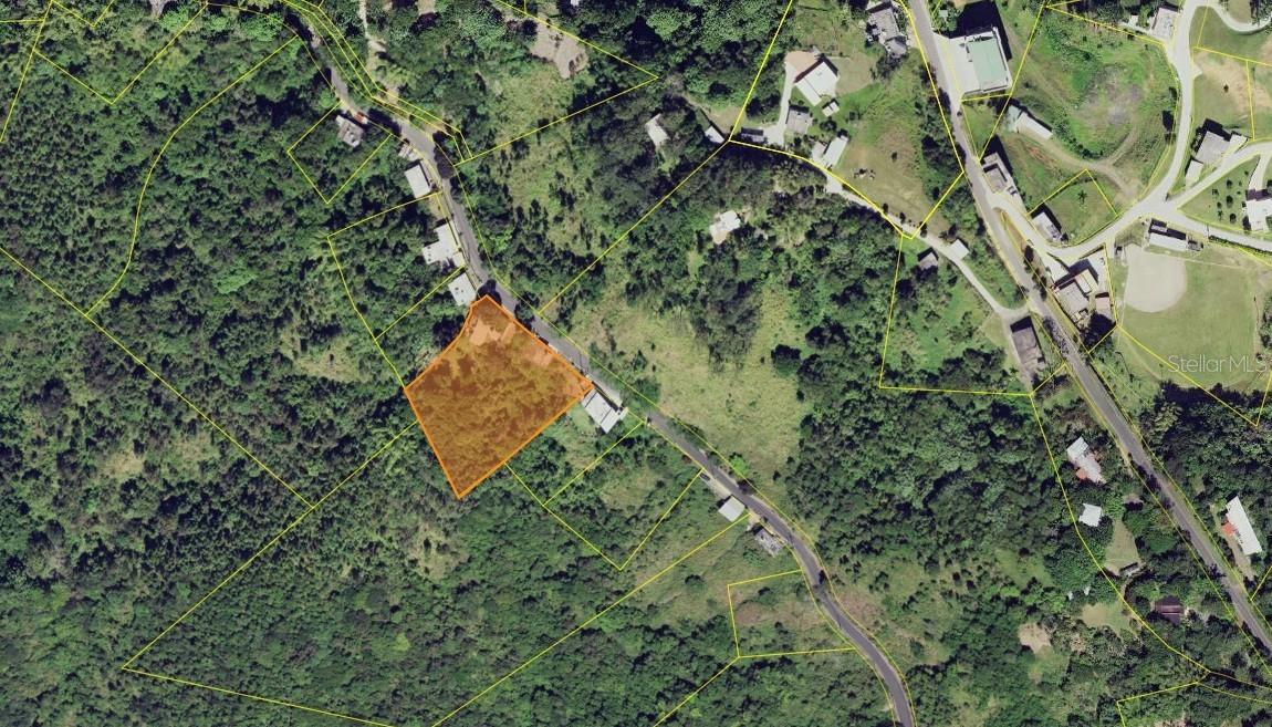 3 hab · 2 baños · CAYEY