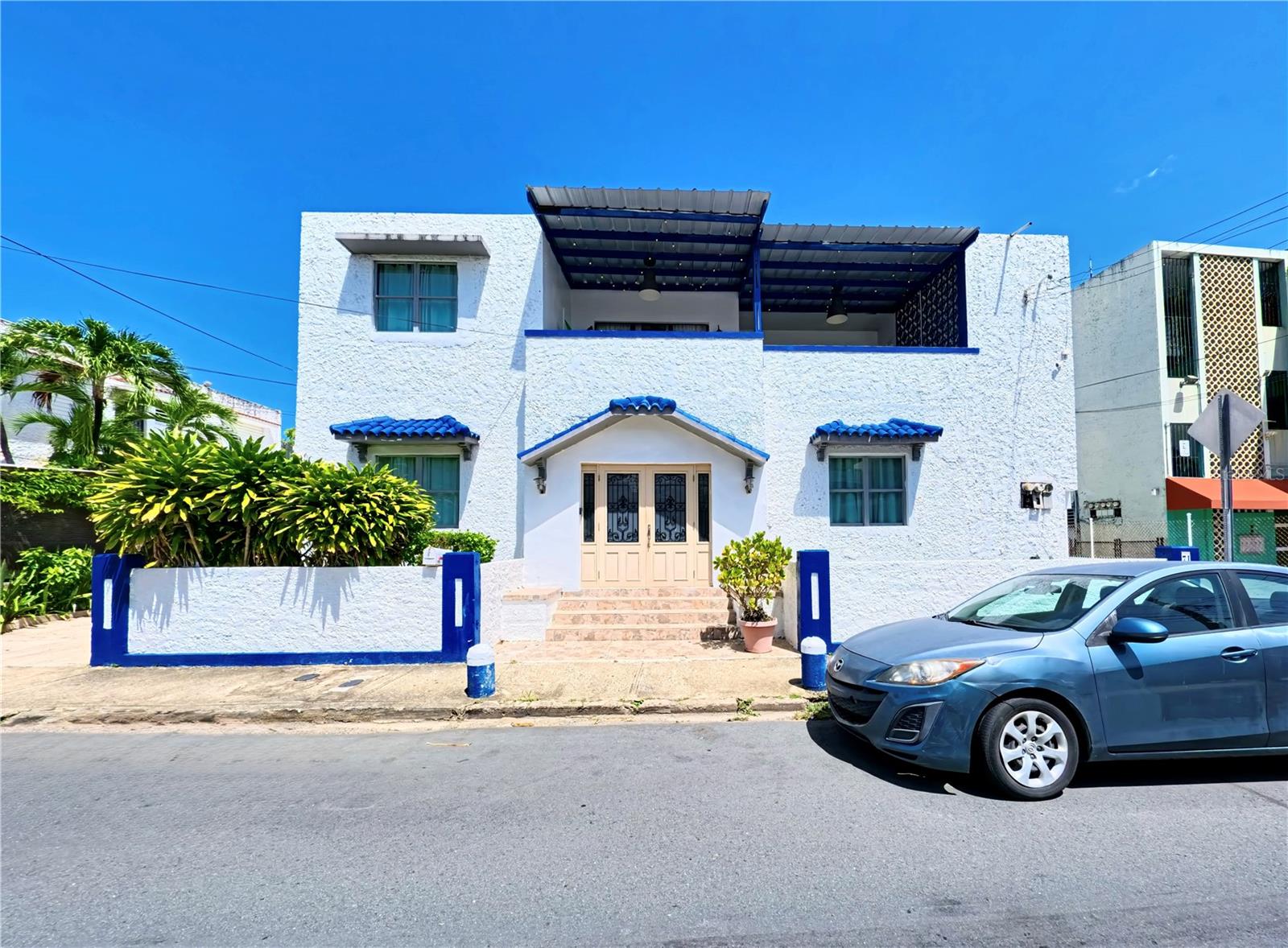 8 hab · 7 baños · SAN JUAN