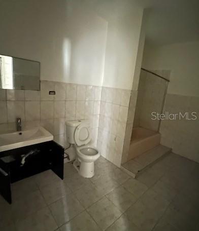 4 hab · 2 baños · HATILLO — foto 4