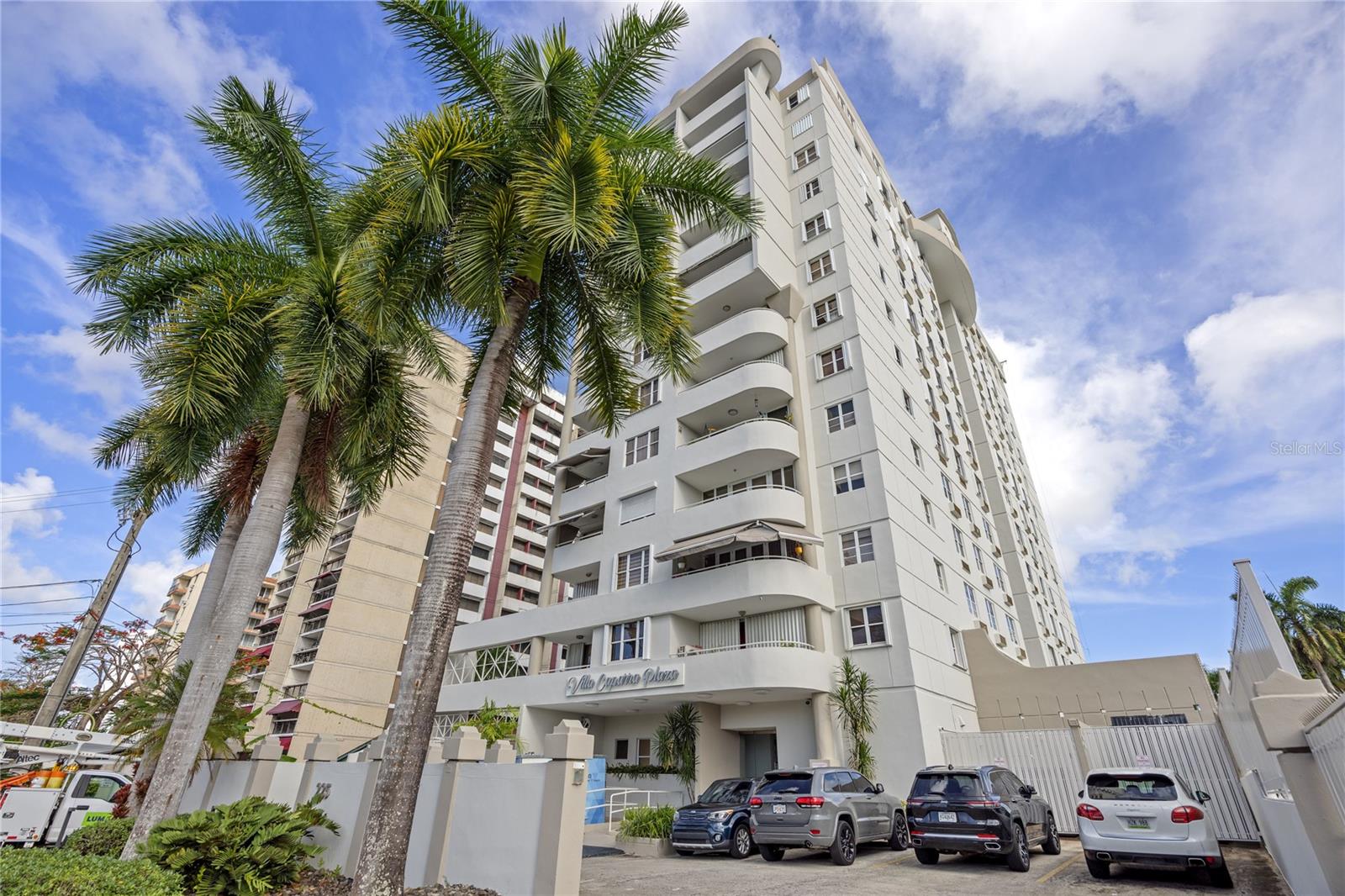 3 hab · 3 baños · GUAYNABO