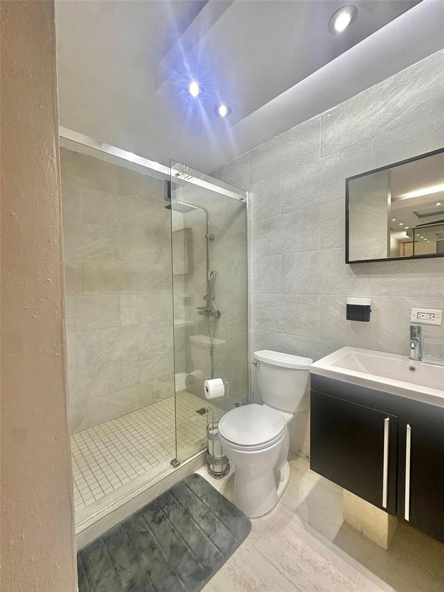 2 hab · 2 baños · GUAYNABO — foto 10