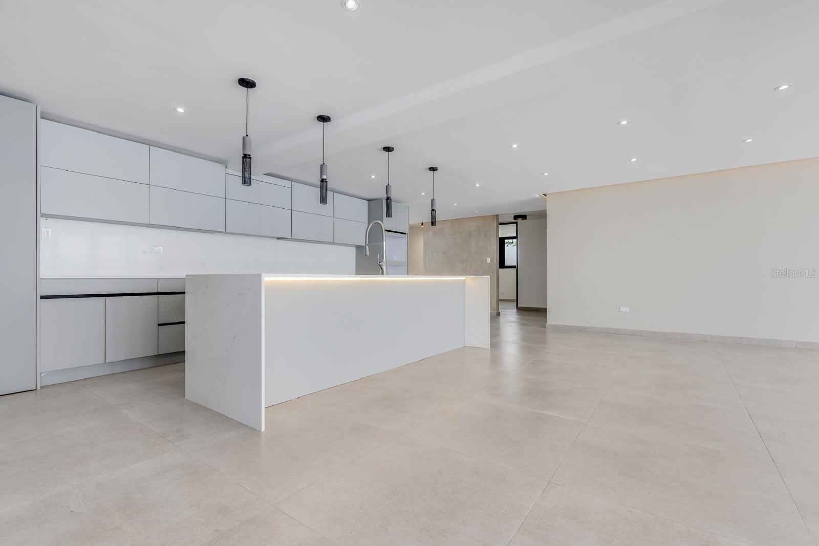 5 hab · 4 baños · GUAYNABO — foto 3