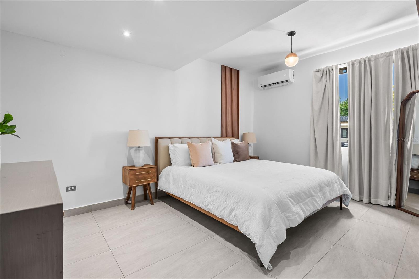 5 hab · 3 baños · DORADO — foto 12