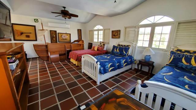 5 hab · 5 baños · HUMACAO — foto 11