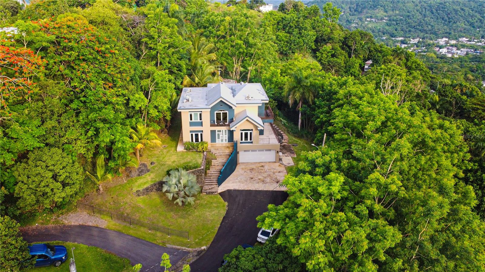 5 hab · 5 baños · BAYAMON — foto 2