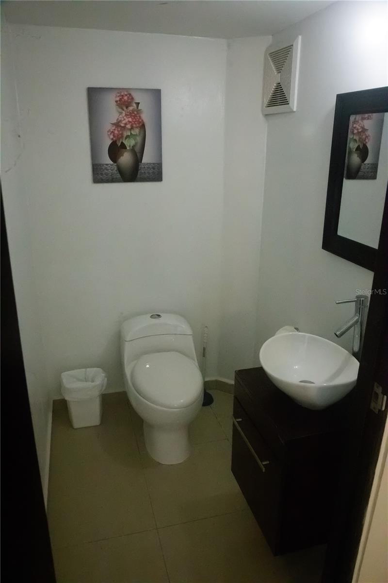 5 hab · 5 baños · BAYAMON — foto 9