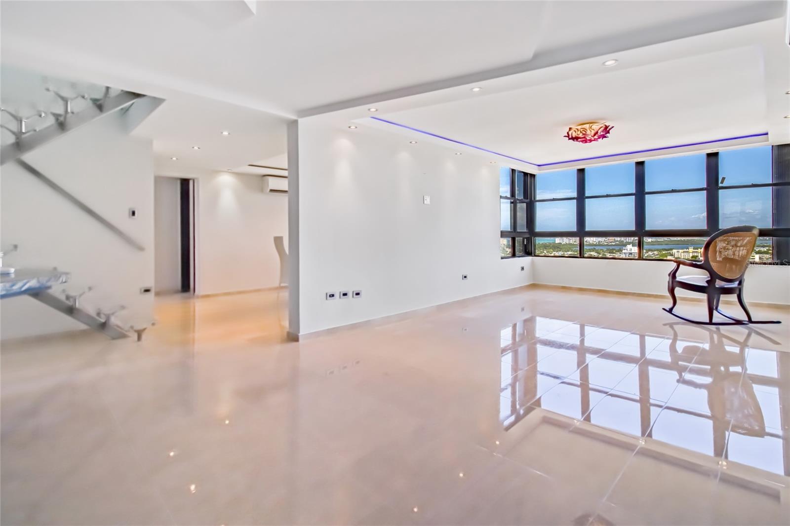 3 hab · 4 baños · SAN JUAN — foto 2