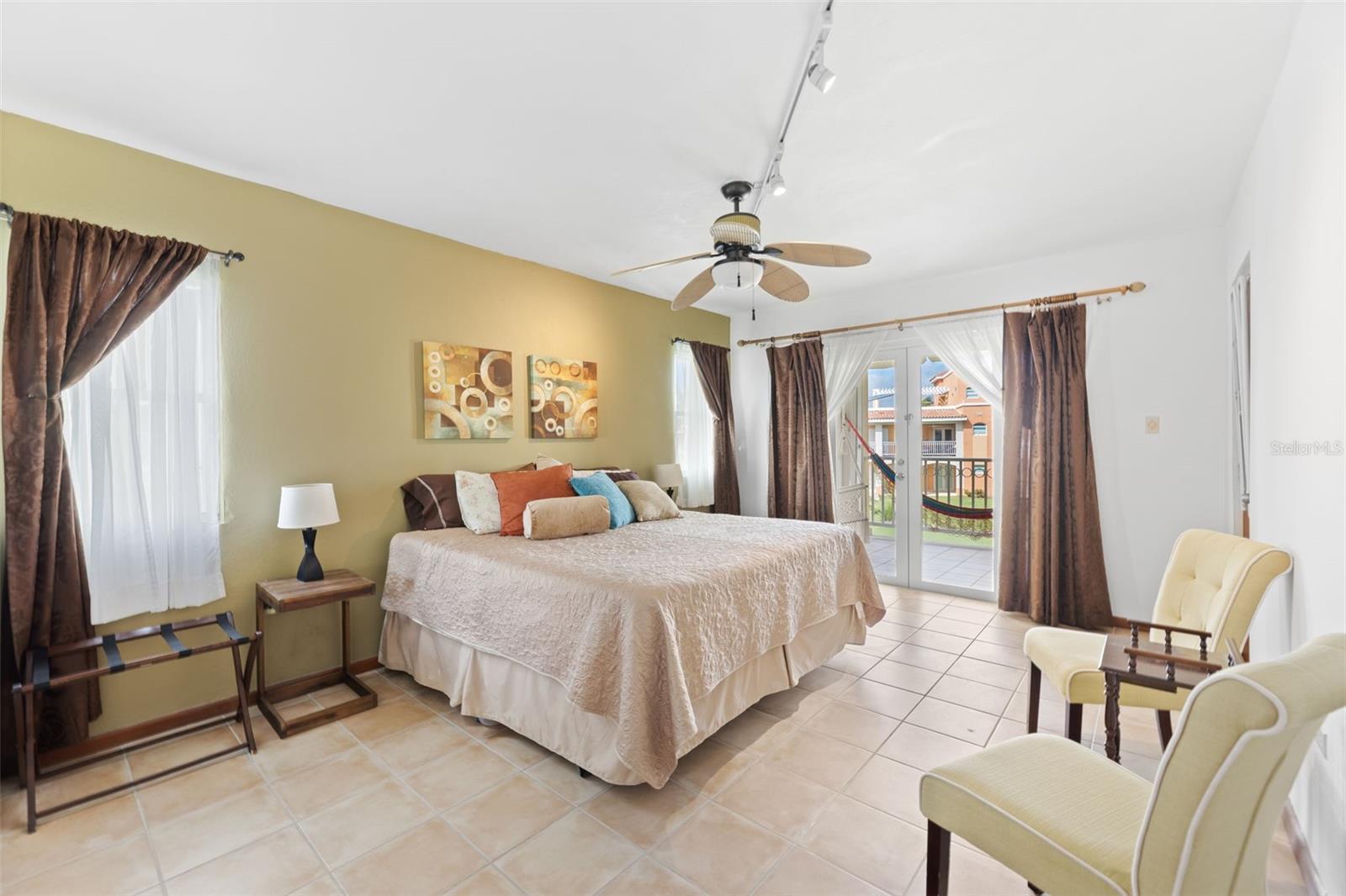 3 hab · 3 baños · HUMACAO — foto 6