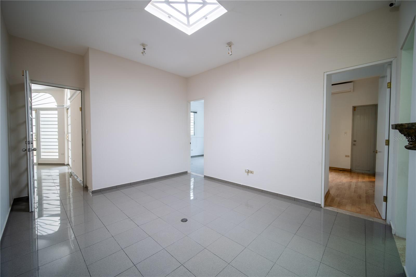 5 hab · 5 baños · GUAYNABO — foto 12