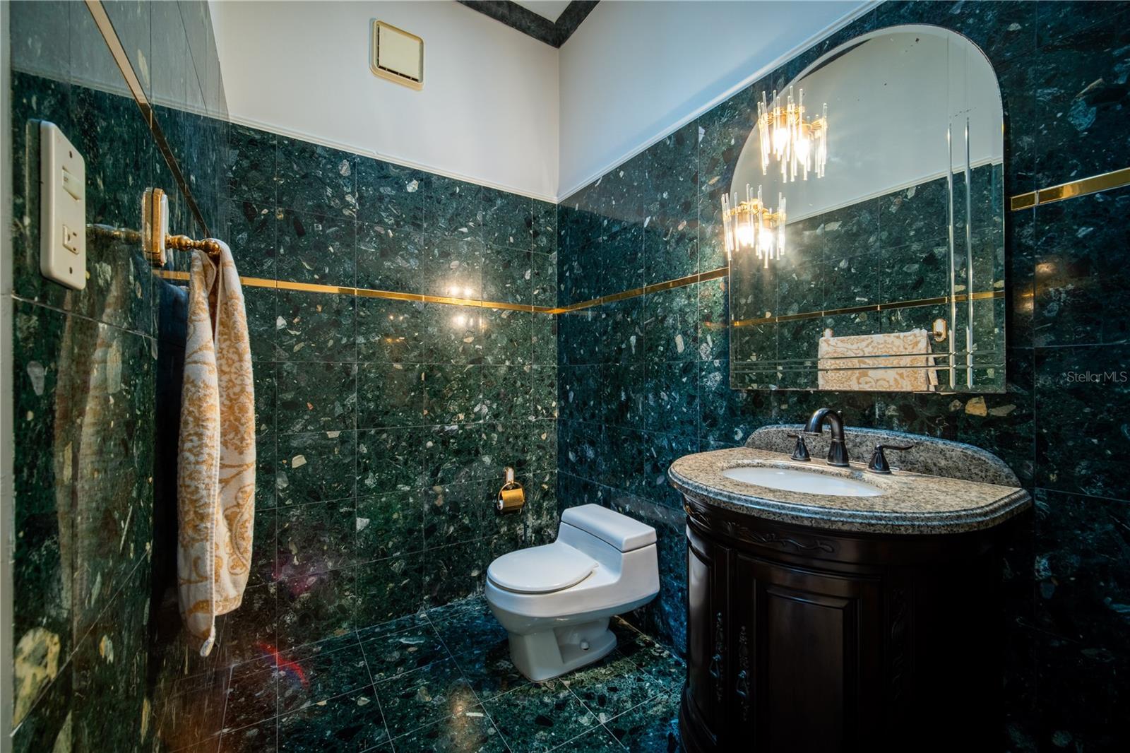 5 hab · 5 baños · GUAYNABO — foto 10