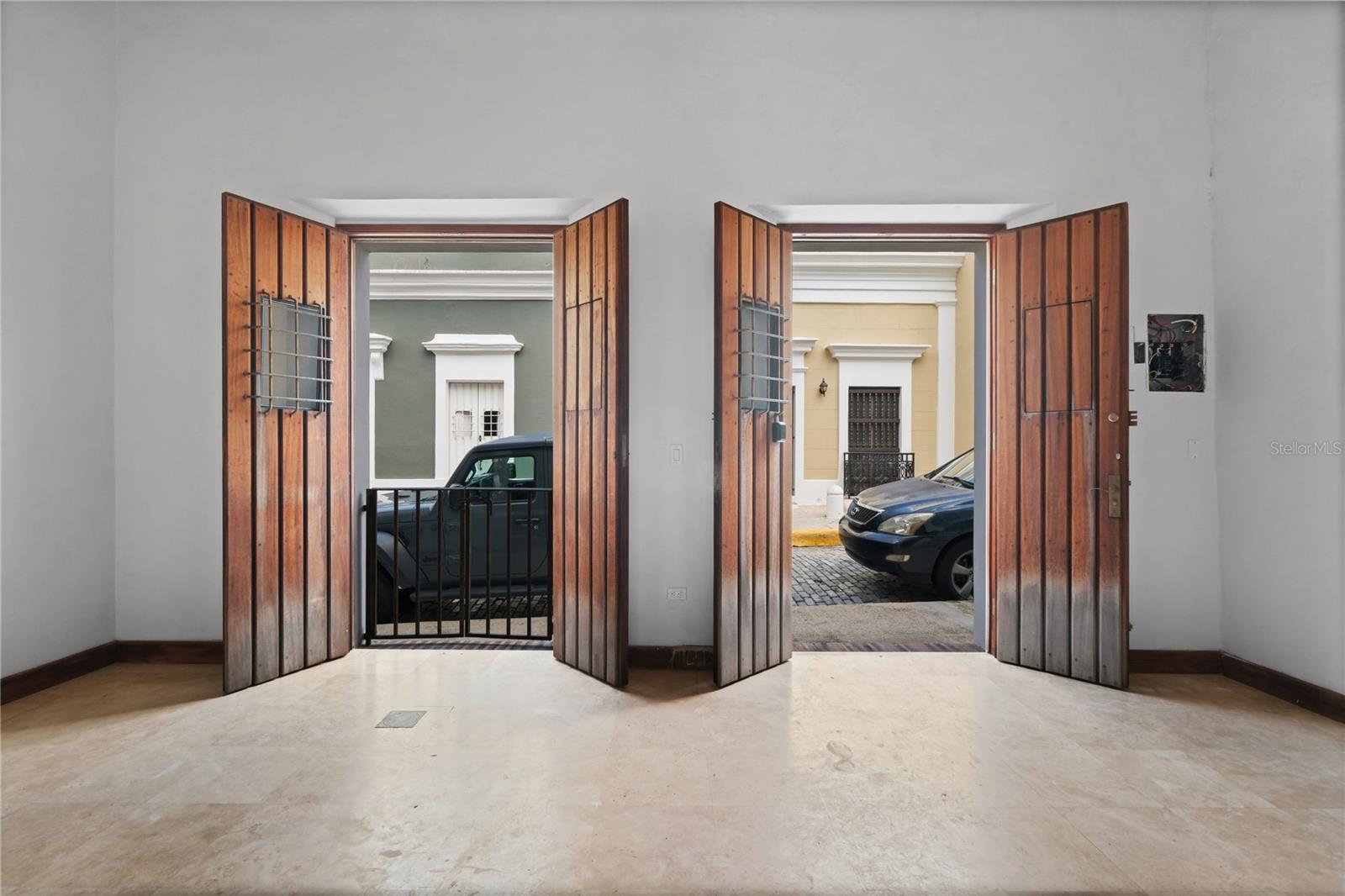 2 hab · 3 baños · OLD SAN JUAN — foto 6