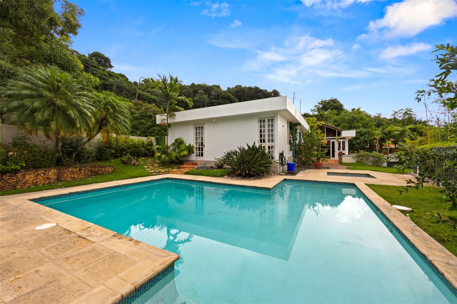 4 hab · 3 baños · GUAYNABO — foto 10