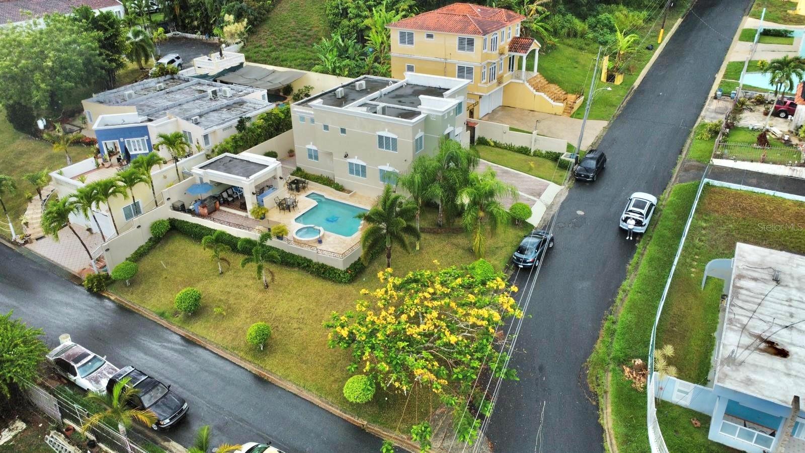 4 hab · 4 baños · GURABO — foto 11