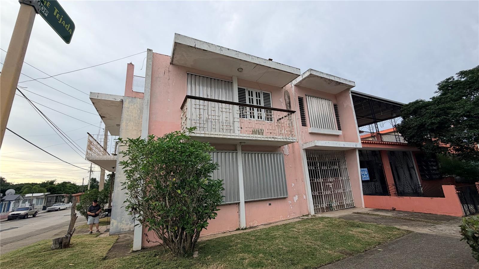 8 hab · 4 baños · LAJAS — foto 2