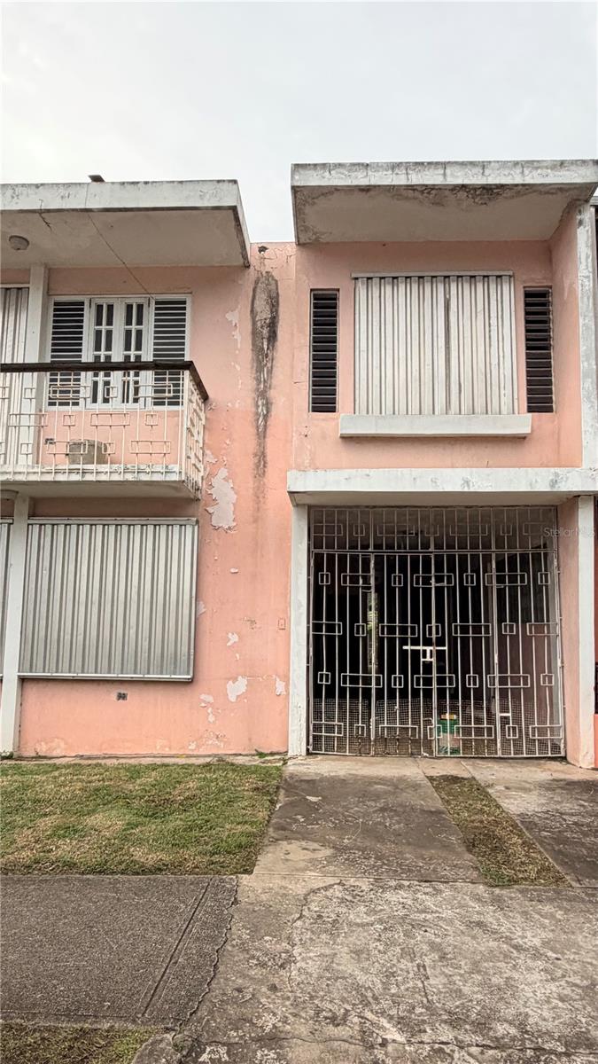 8 hab · 4 baños · LAJAS — foto 3