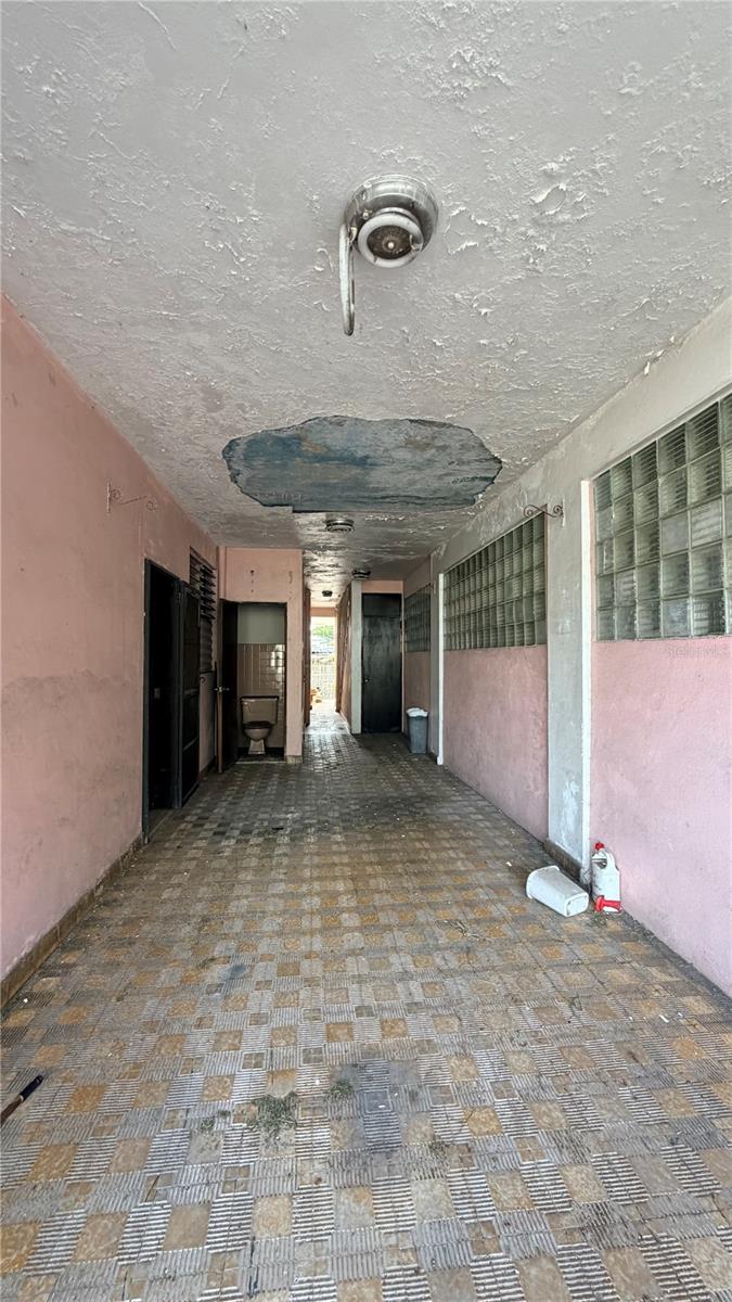 8 hab · 4 baños · LAJAS — foto 9