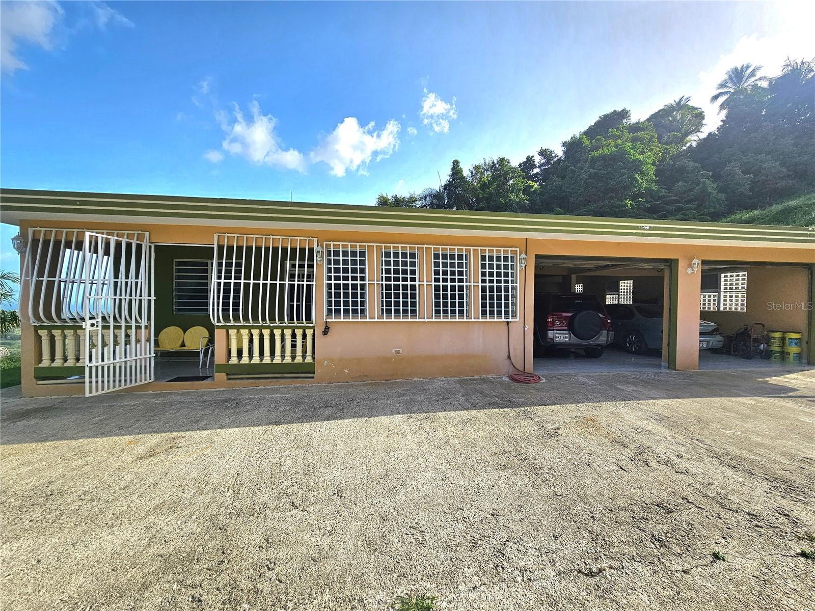 3 hab · 2 baños · NAGUABO