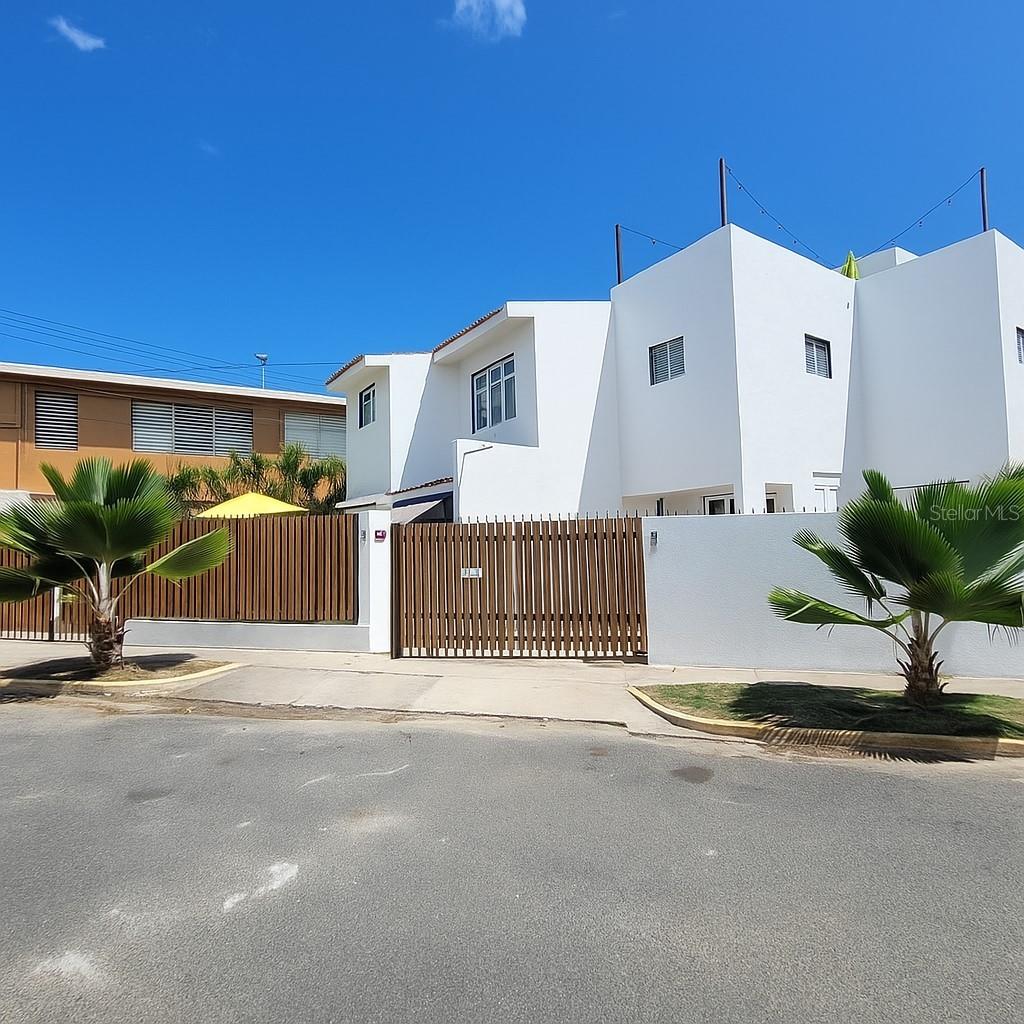 6 hab · 5 baños · SAN JUAN