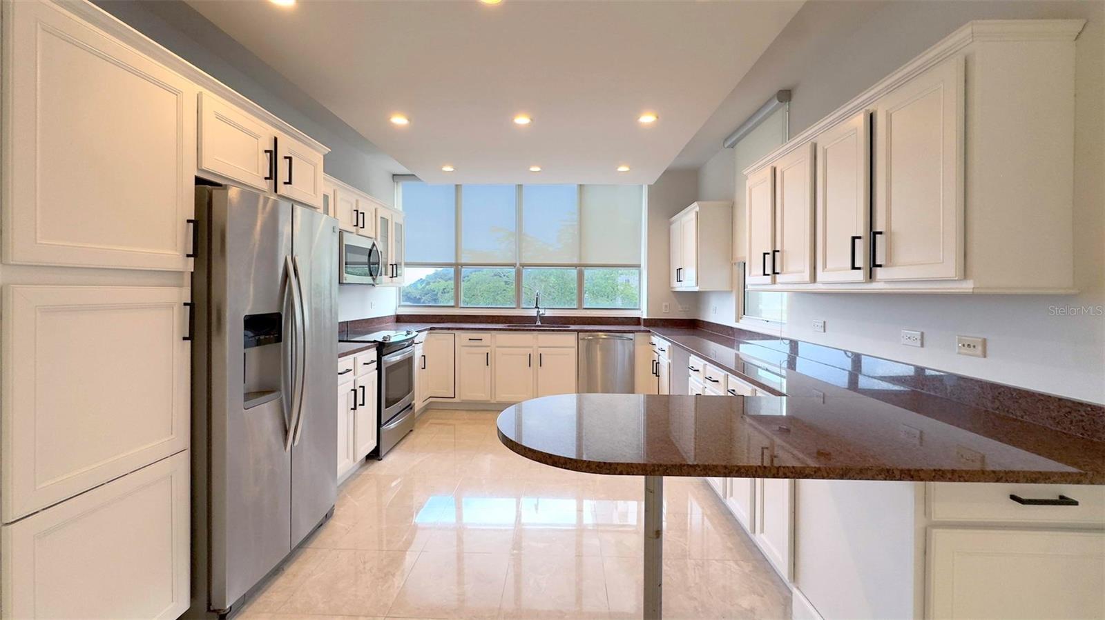 3 hab · 3 baños · GUAYNABO — foto 4