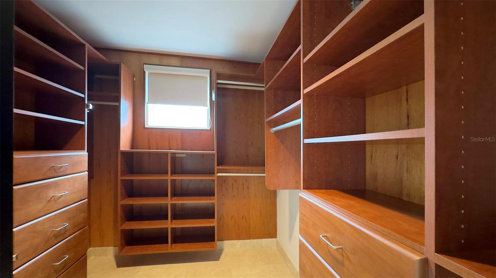3 hab · 3 baños · GUAYNABO — foto 9